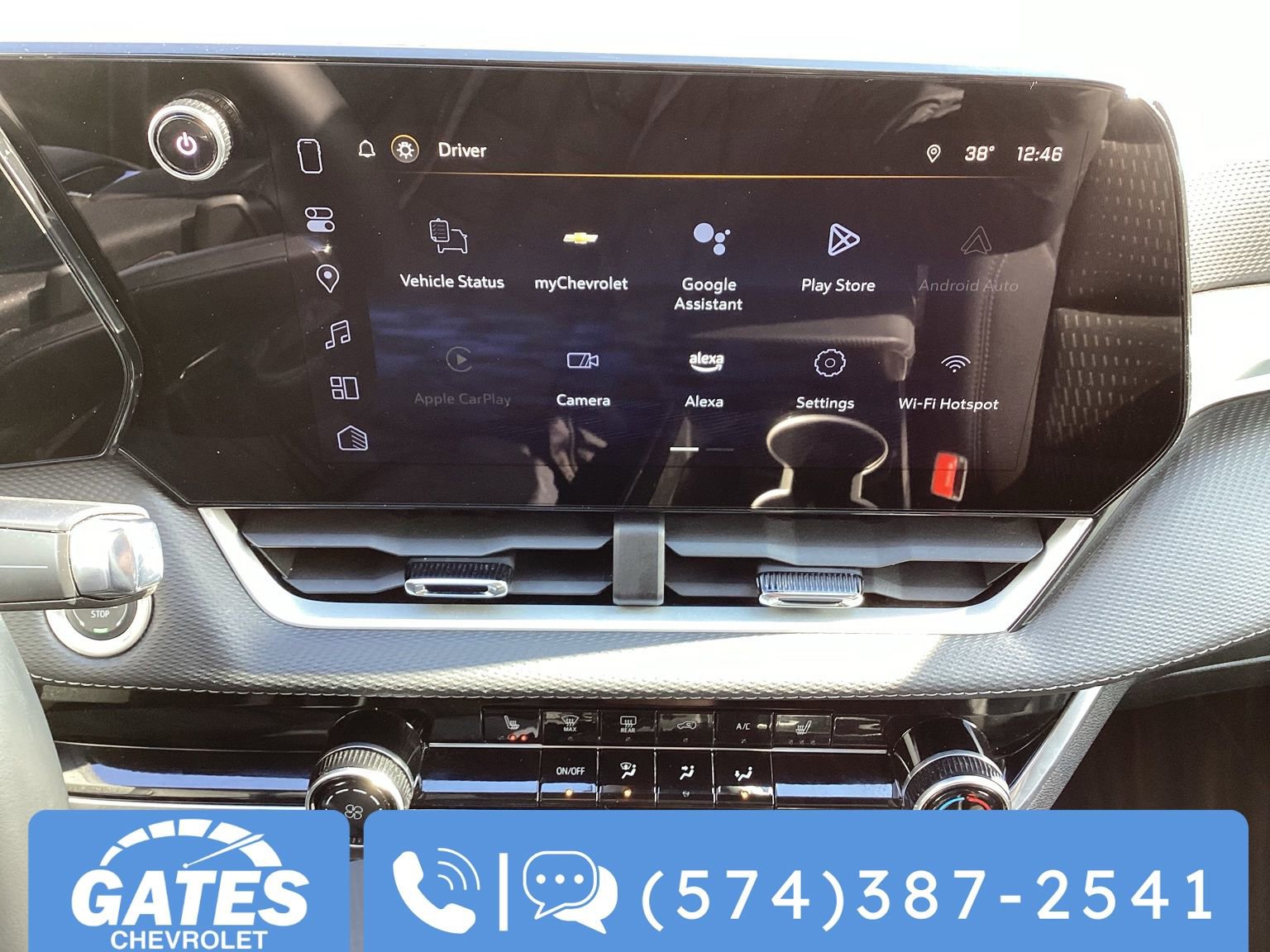 Used 2025 Chevrolet Equinox LT image 3