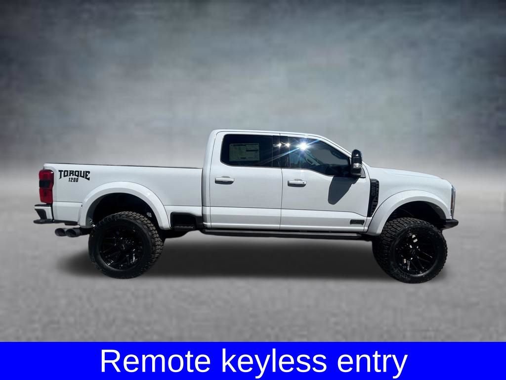 New 2026 Ford F250 Lariat w/ Black Appearance Package AWD/4WD image 3