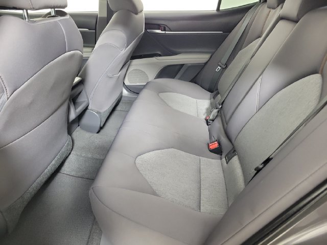 Used 2020 Toyota Camry LE FWD image 12