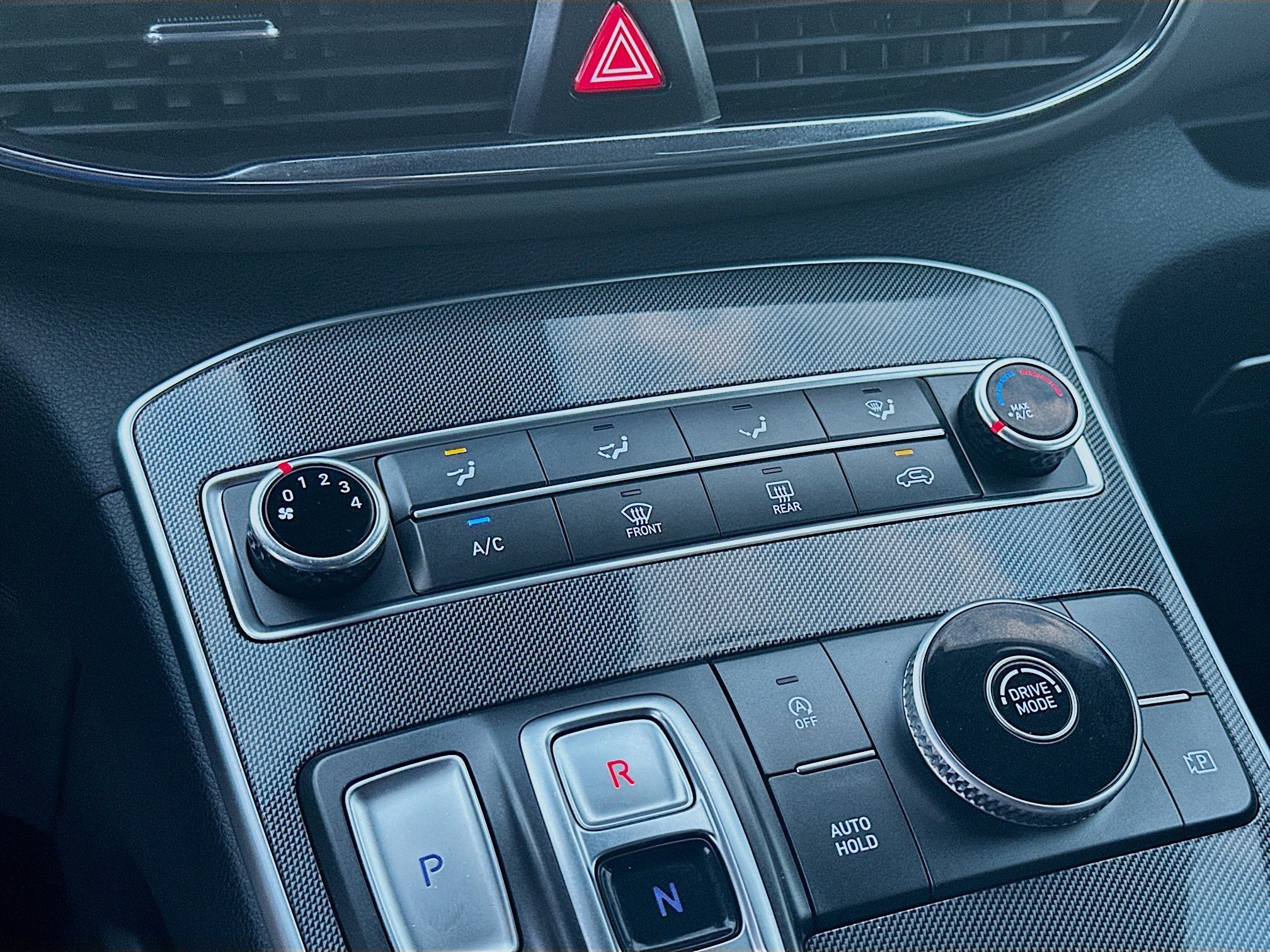 Used 2023 Hyundai Santa Fe SE image 12