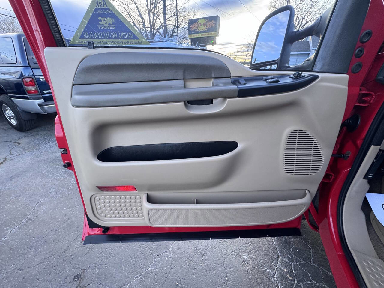 Used 2000 Ford F250 XLT image 28