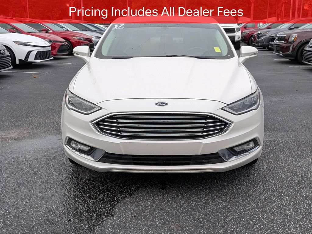Used 2017 Ford Fusion SE w/ Fusion SE Technology Package FWD image 9