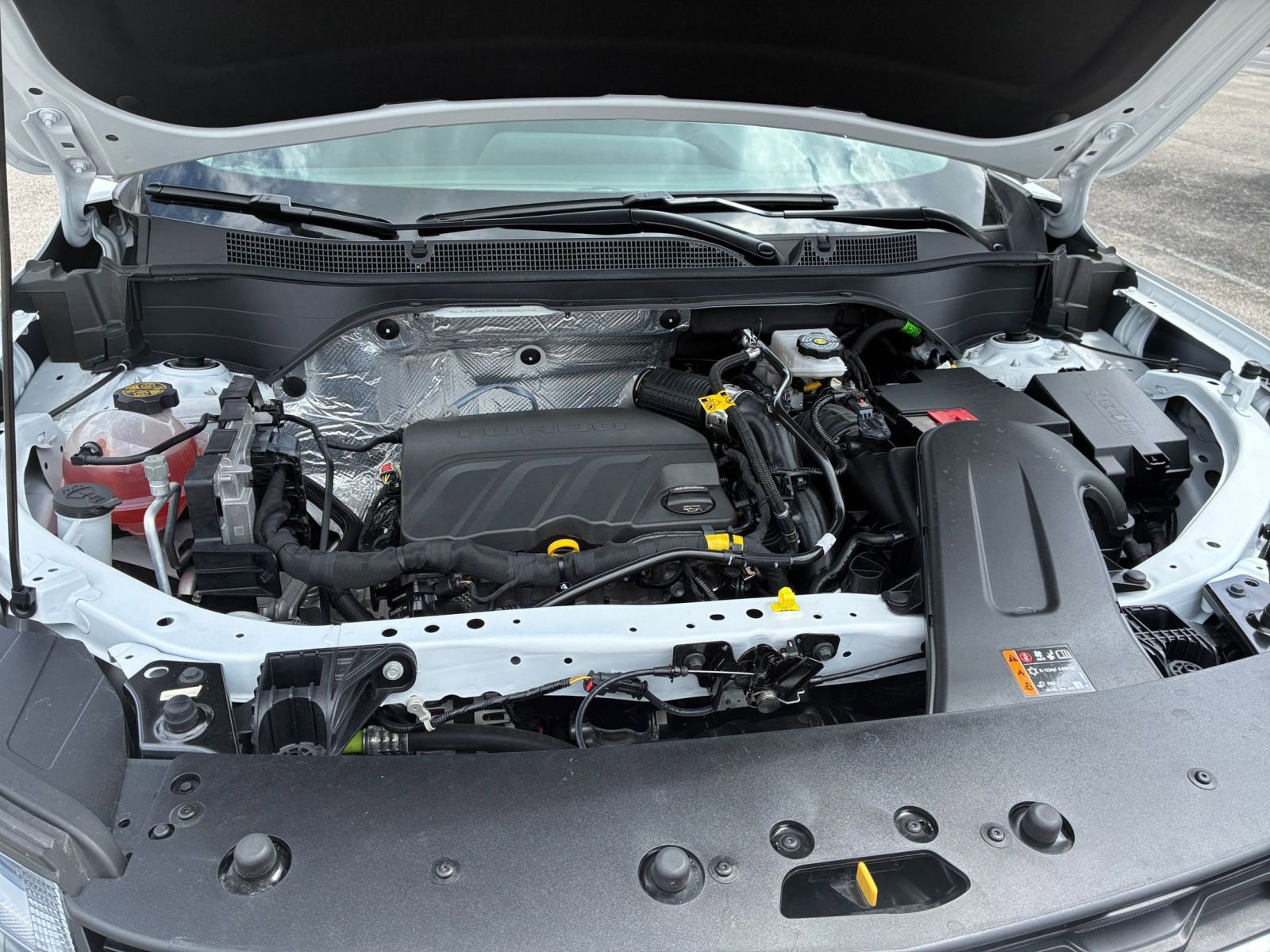 Used 2025 Chevrolet Trax LT FWD image 30