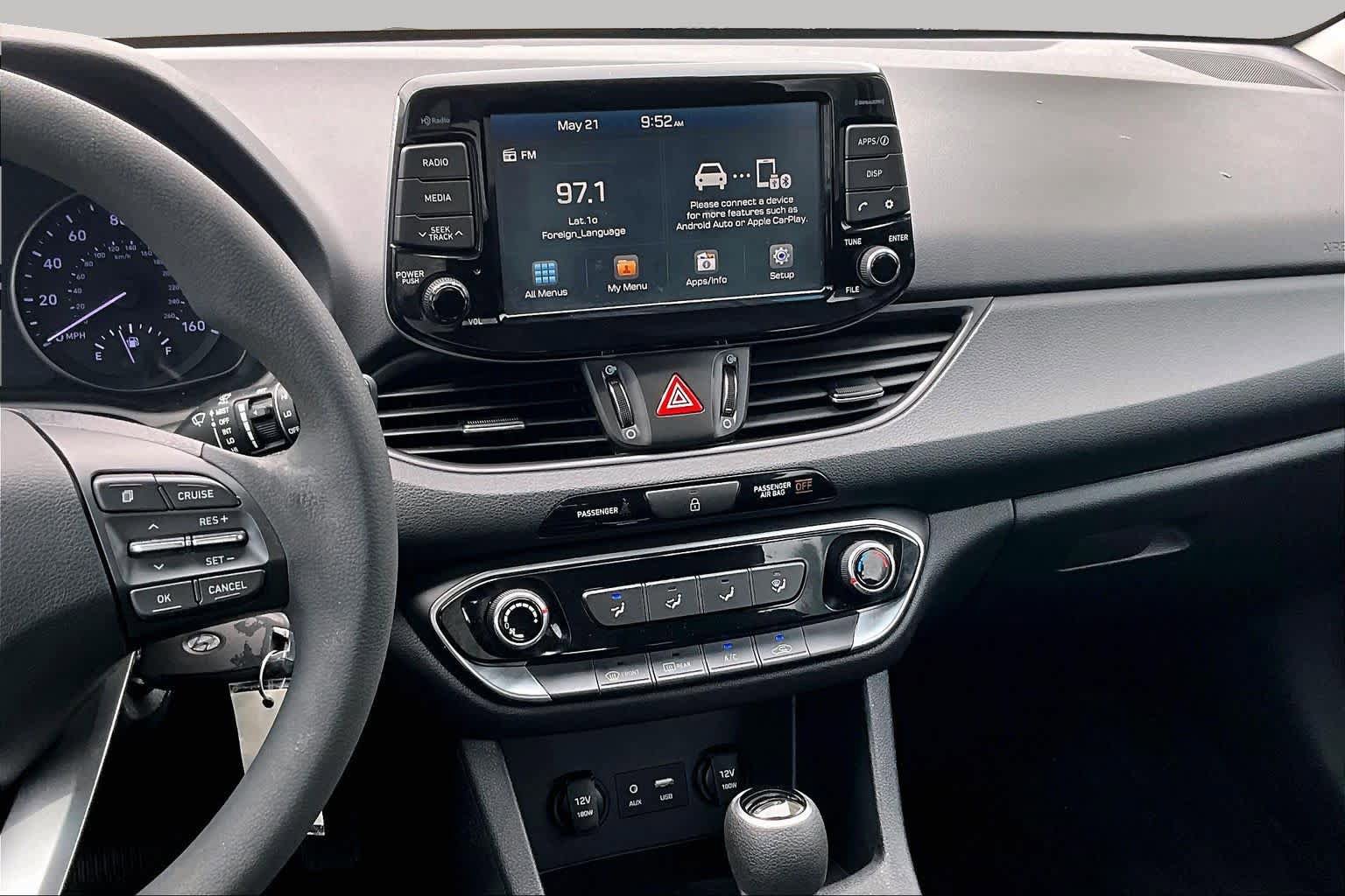 Used 2018 Hyundai Elantra GT FWD image 7