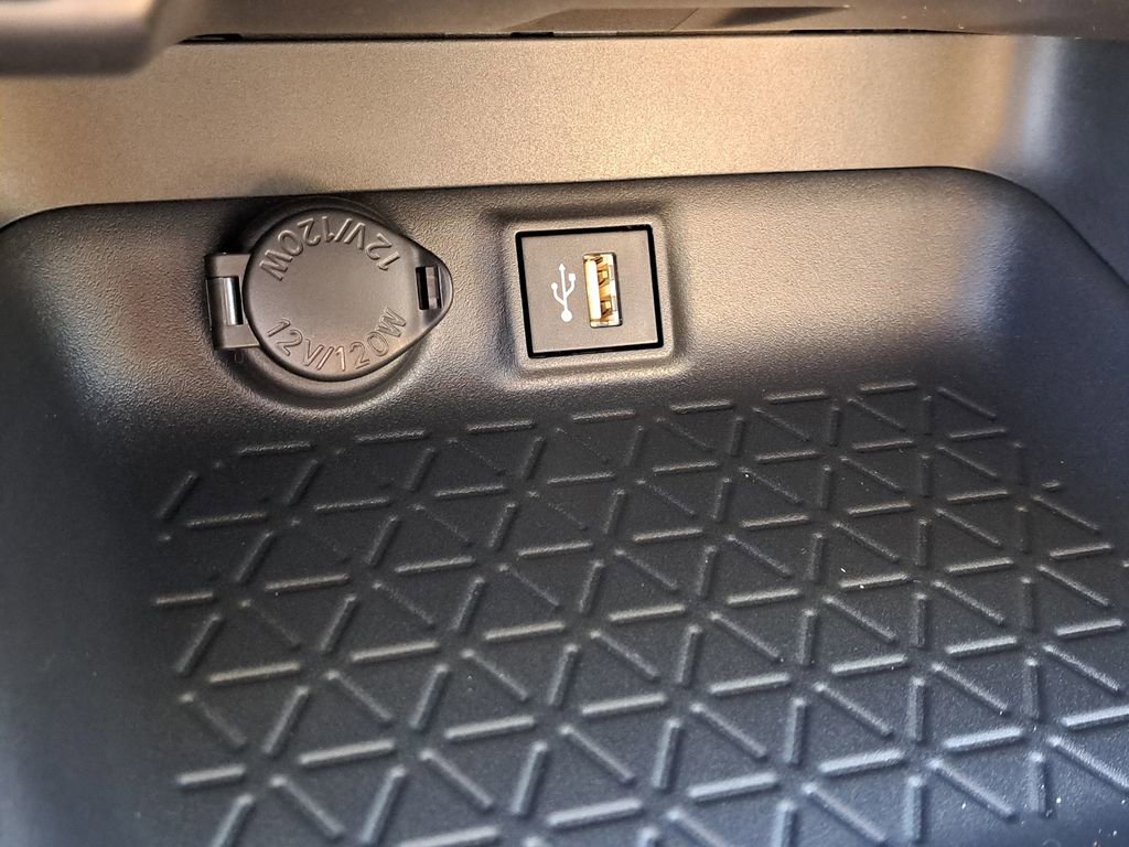 New 2025 Toyota RAV4 XLE image 26