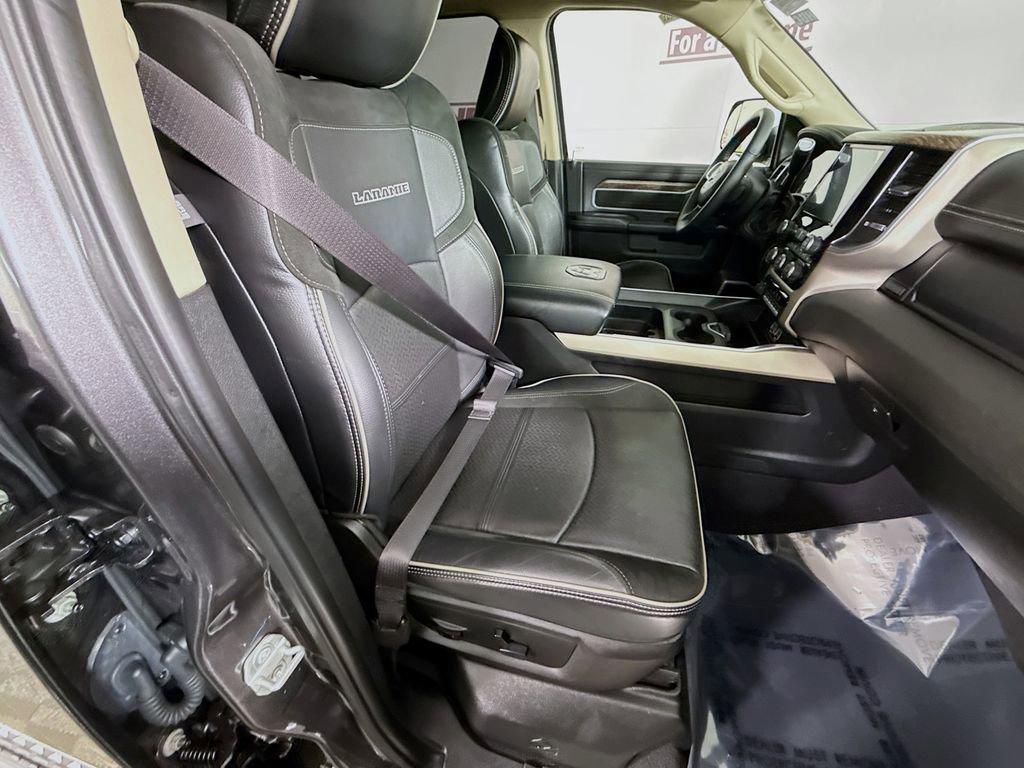 Used 2020 RAM 2500 Laramie image 34