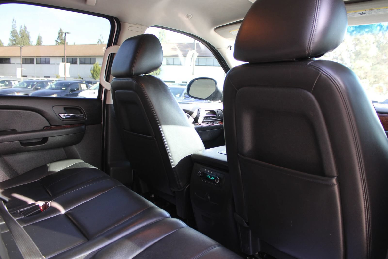 Used 2013 GMC Yukon SLT AWD/4WD image 18