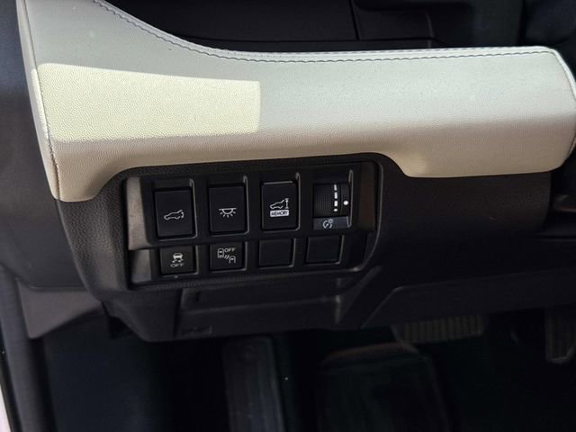 Used 2020 Subaru Ascent Touring w/ Popular Package #3 AWD/4WD image 33