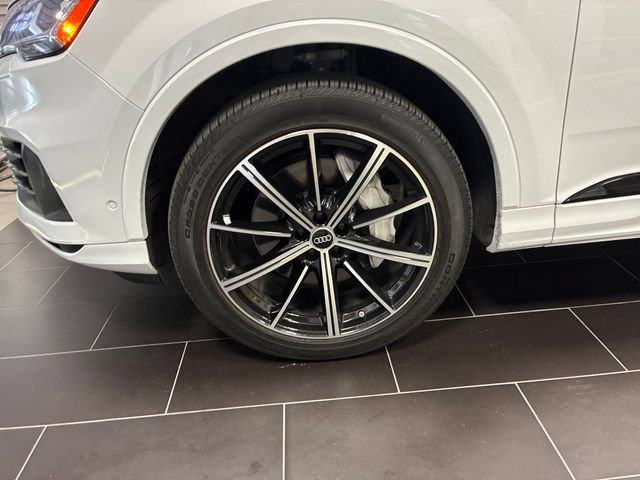 Used 2023 Audi Q7 3.0T Premium Plus AWD/4WD image 28