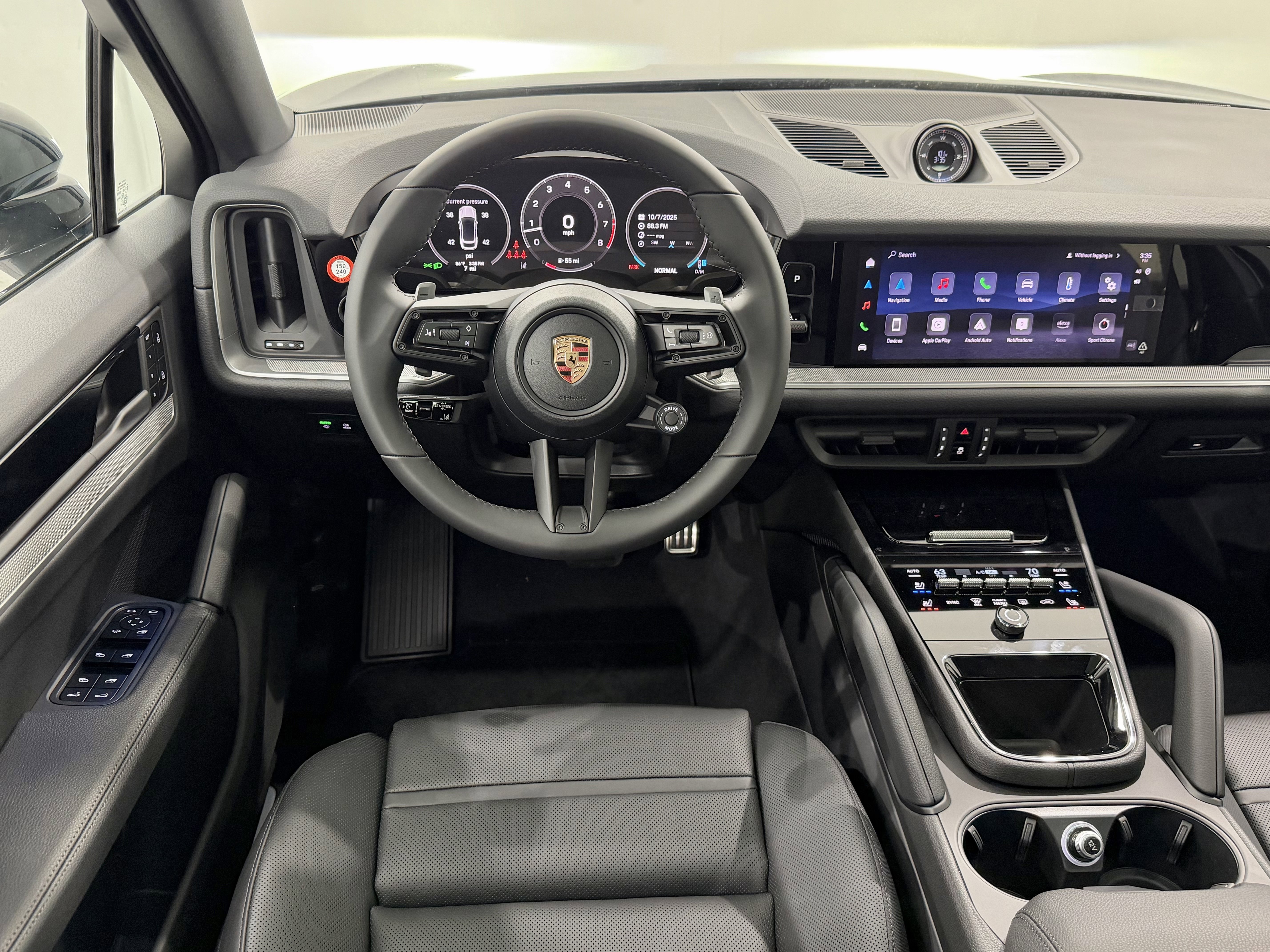 New 2026 Porsche Cayenne S image 25