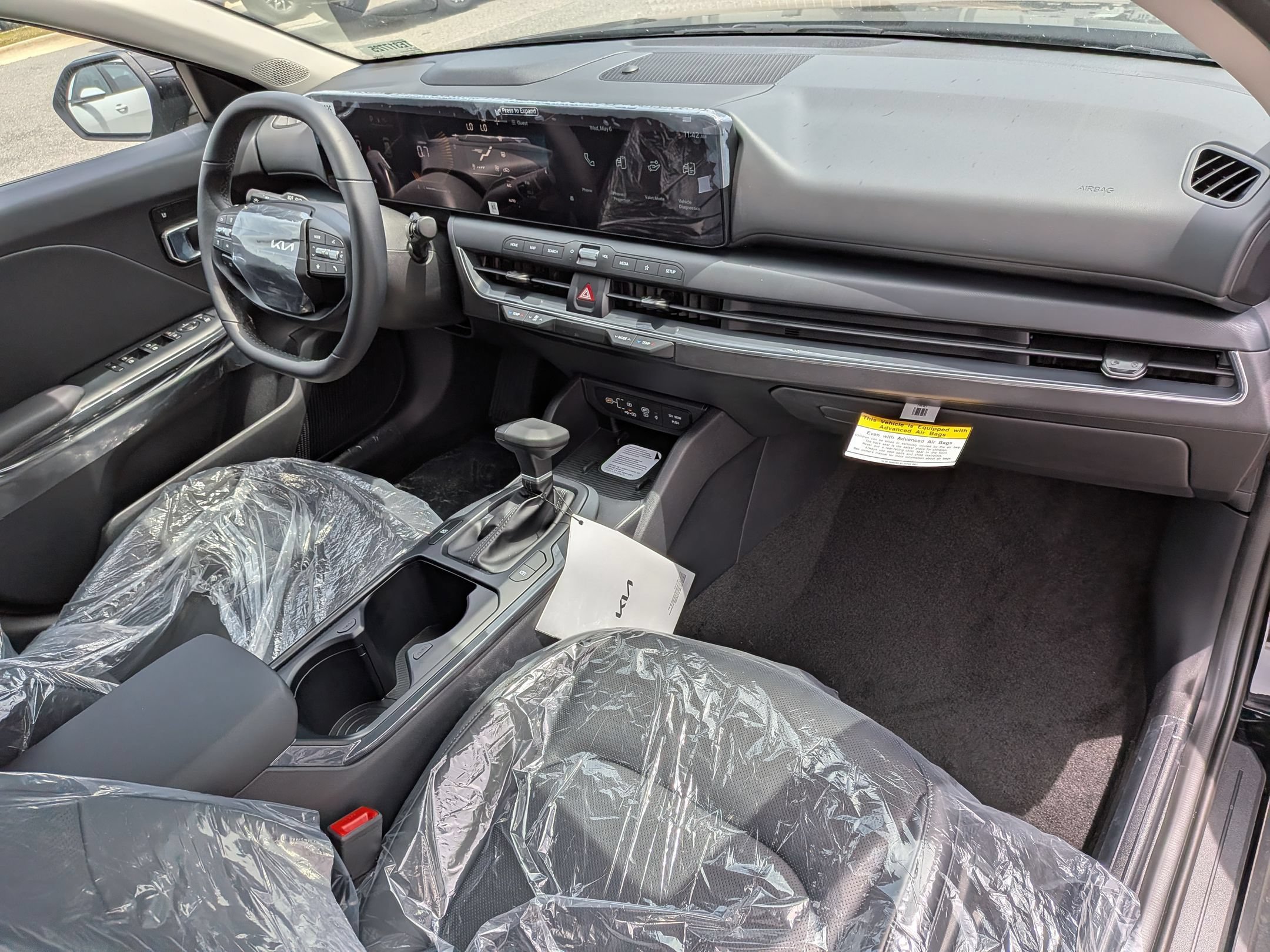 New 2026 Kia K4 EX FWD image 34