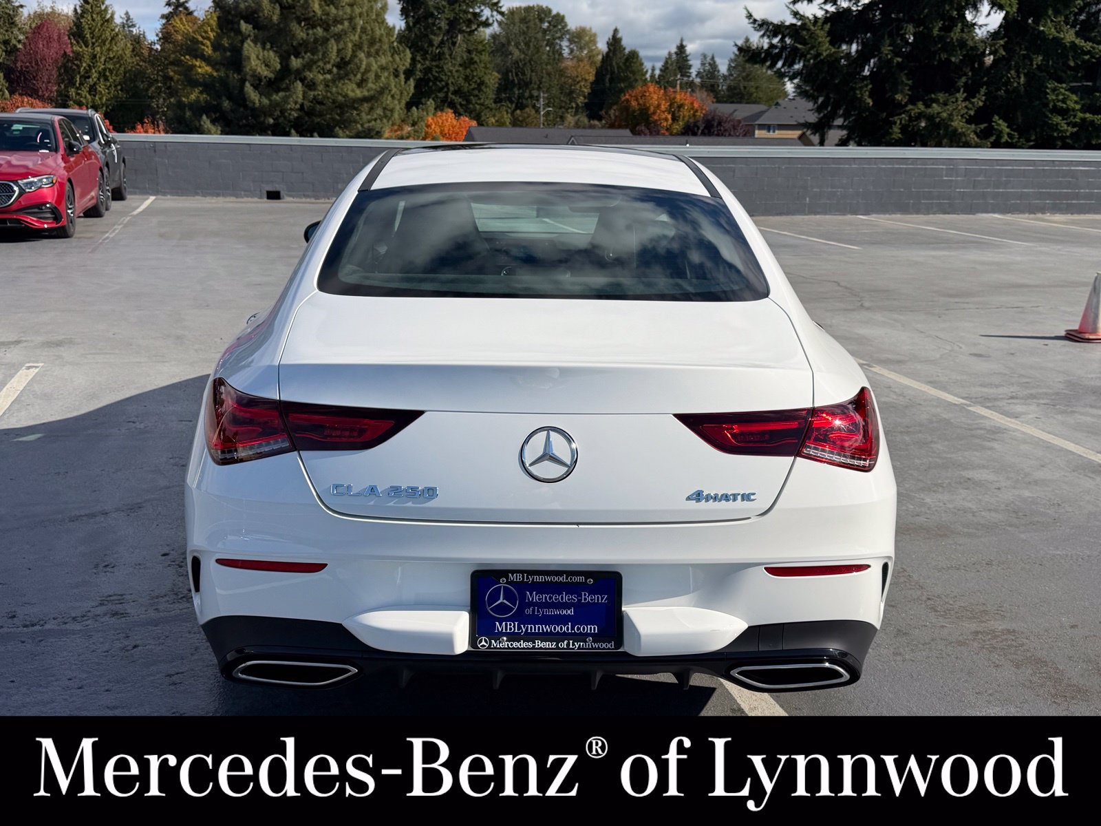 Used 2023 Mercedes-Benz CLA 250 4MATIC image 7