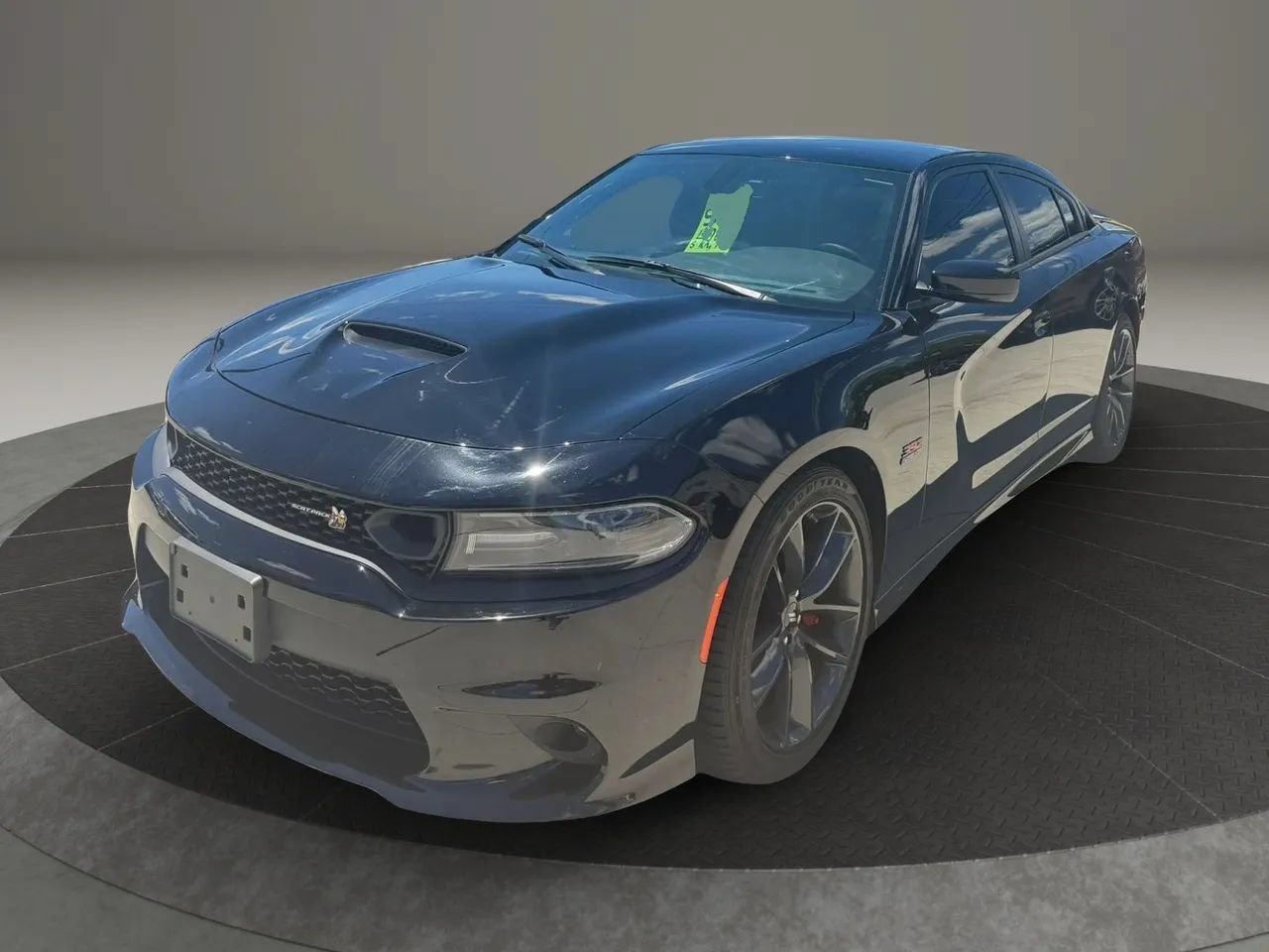 Used 2019 Dodge Charger Scat Pack RWD image 3
