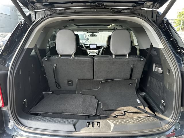 Certified 2023 Ford Explorer XLT w/ Equipment Group 202A AWD/4WD image 43
