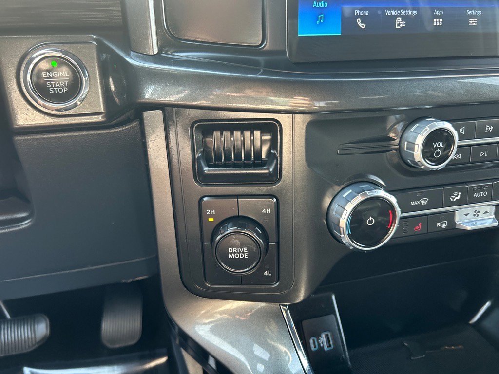 Certified 2022 Ford F150 XLT w/ Equipment Group 302A High image 30