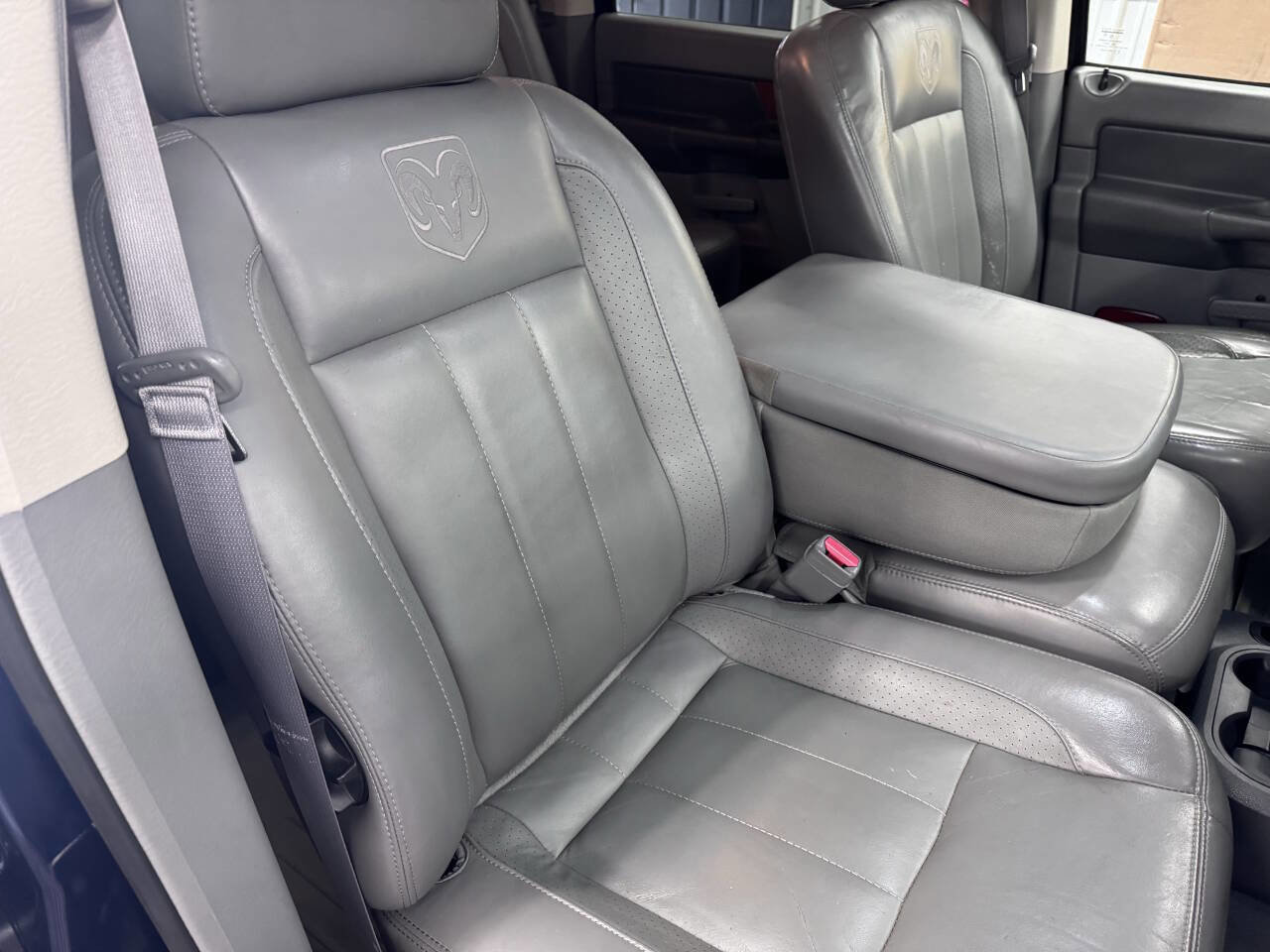 Used 2006 Dodge Ram 1500 Truck Laramie w/ Trailer Tow Group image 39