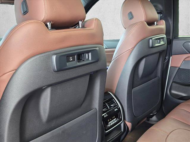 Used 2020 BMW X5 sDrive40i w/ M Sport Package RWD image 20