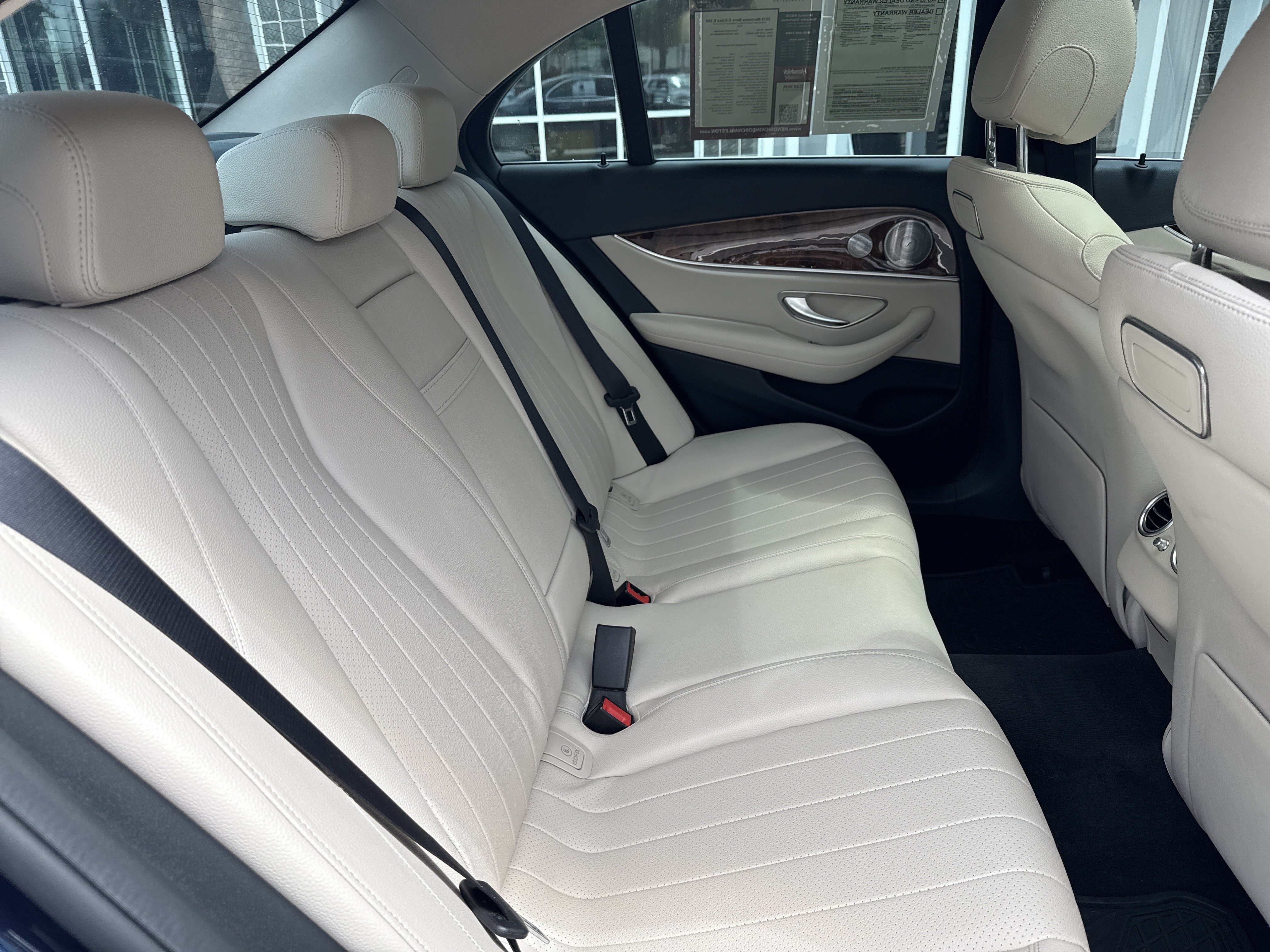 Used 2019 Mercedes-Benz E 300 4MATIC image 29