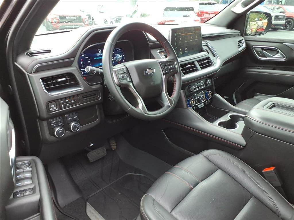 Used 2023 Chevrolet Tahoe RST w/ Luxury Package AWD/4WD image 15