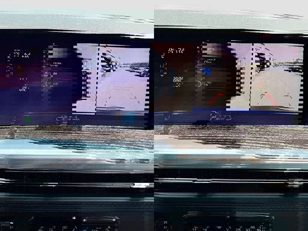 New 2025 Cadillac Escalade IQ Luxury 1 w/ Smart Trailering package AWD/4WD image 14