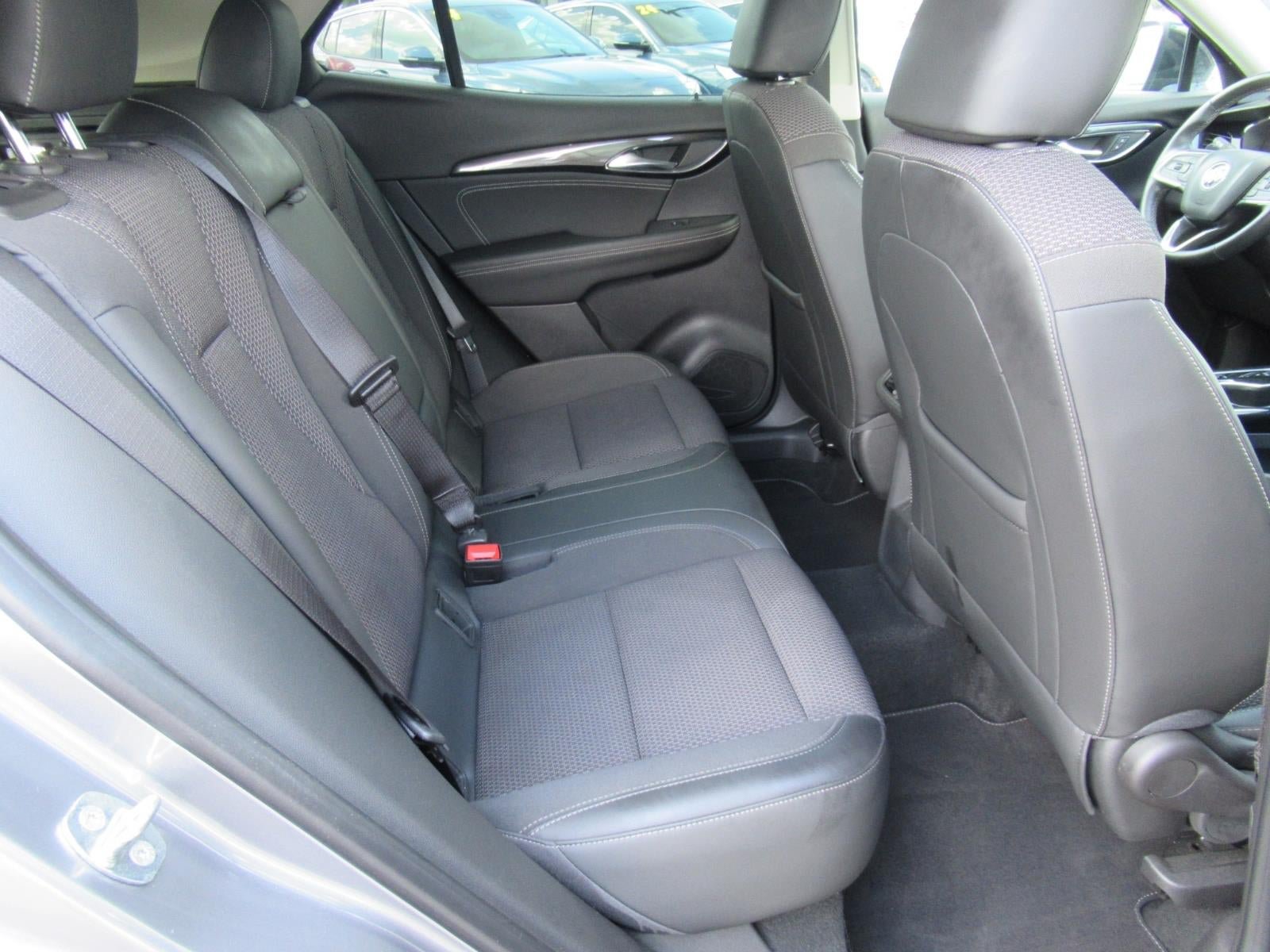 Used 2021 Buick Envision Preferred FWD image 31