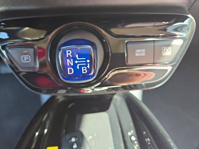 Used 2019 Toyota Prius Limited w/ Premium Convenience Package FWD image 44