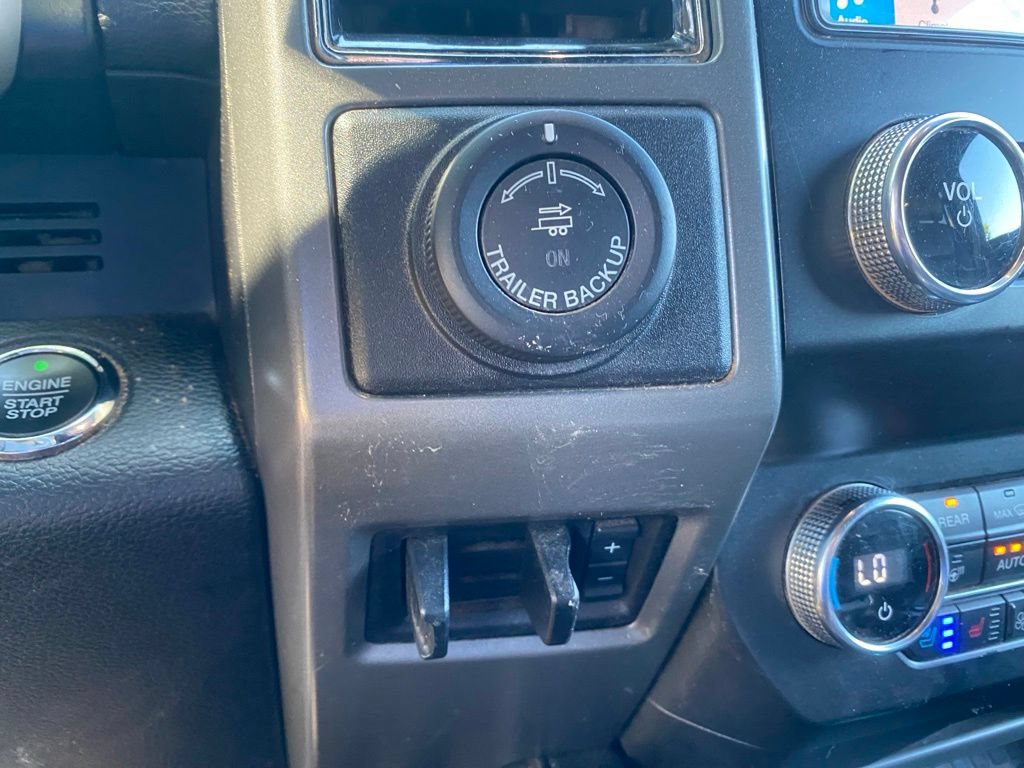 Used 2019 Ford Expedition Max XLT w/ Equipment Group 202A AWD/4WD image 21