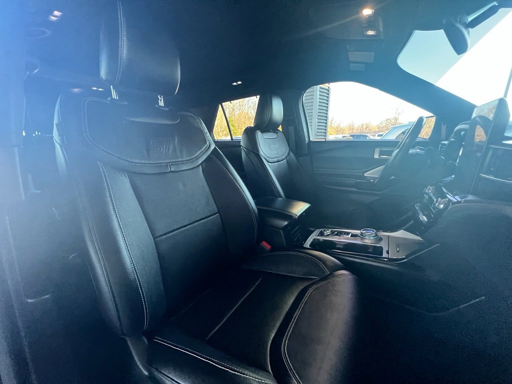 Used 2021 Ford Explorer ST w/ Equipment Group 401A image 16