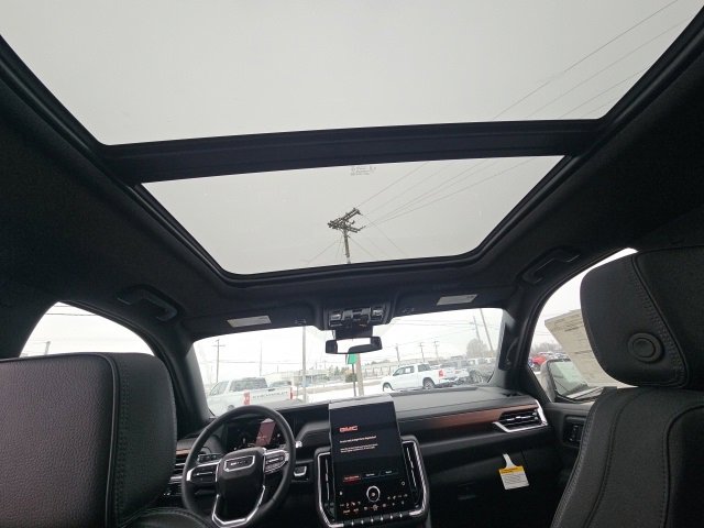 New 2026 GMC Yukon Denali w/ Sun & Power Step Package image 20