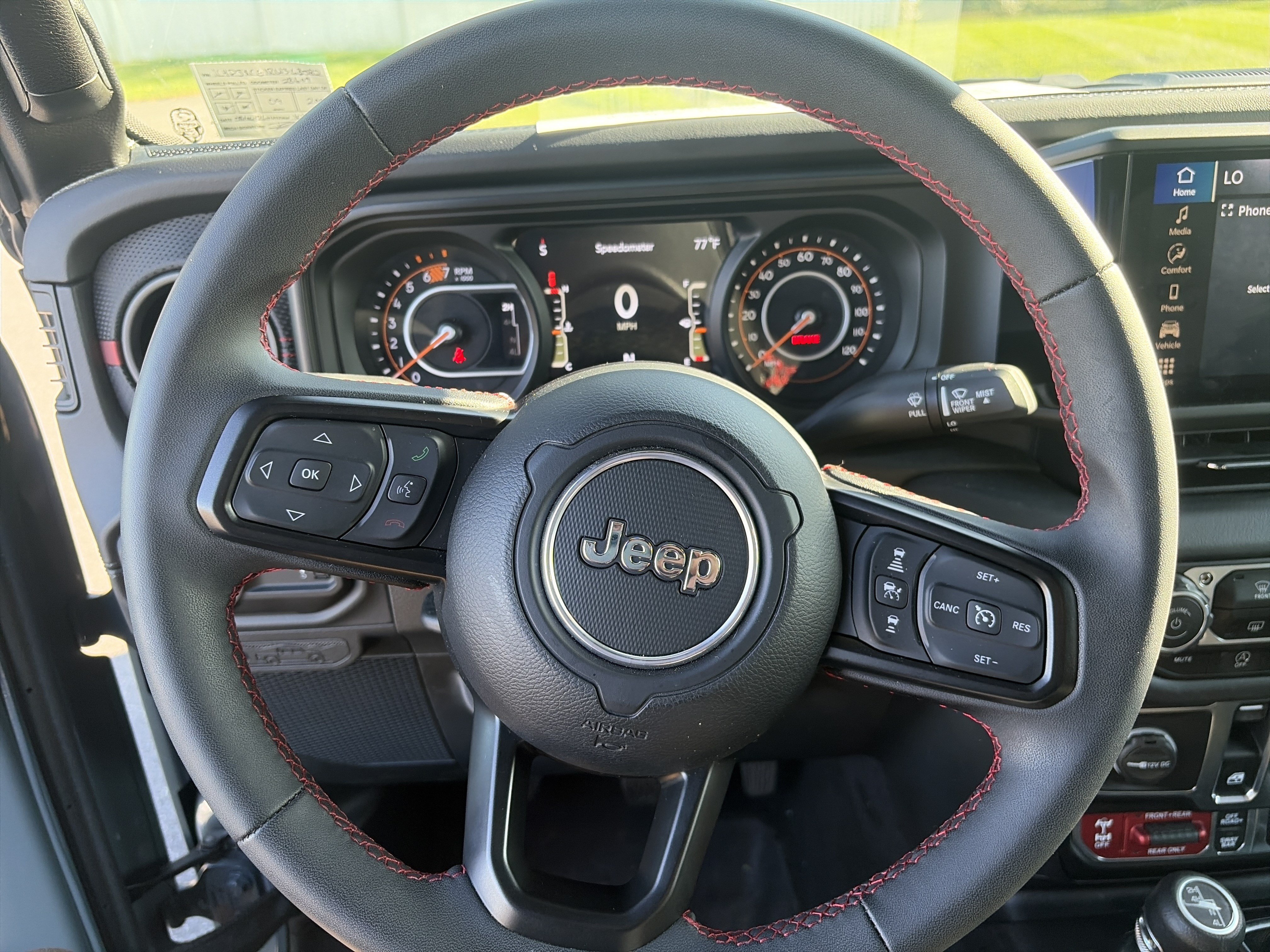 Used 2024 Jeep Wrangler Rubicon AWD/4WD image 26