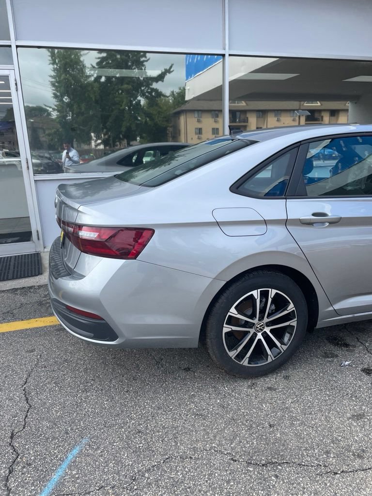 New 2026 Volkswagen Jetta Sport FWD image 10