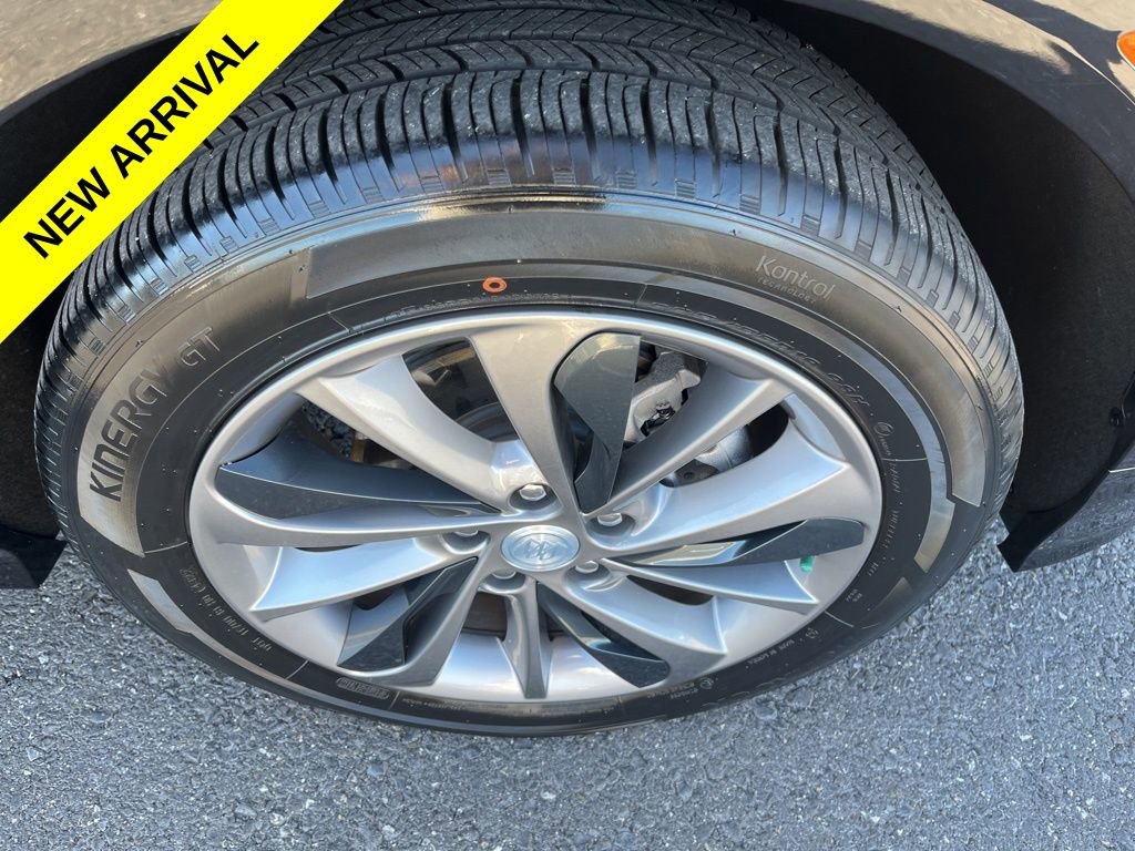 Used 2023 Buick Encore GX Select w/ Experience Buick Package FWD image 11