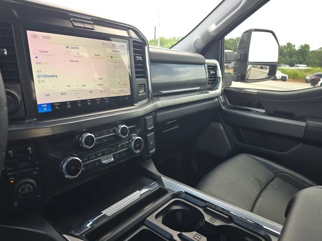 Used 2025 Ford F250 Lariat w/ Lariat Ultimate Package AWD/4WD image 29