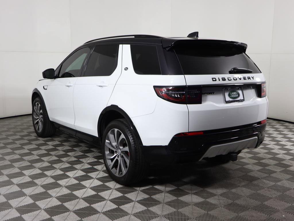 Used 2025 Land Rover Discovery Sport Dynamic SE image 7