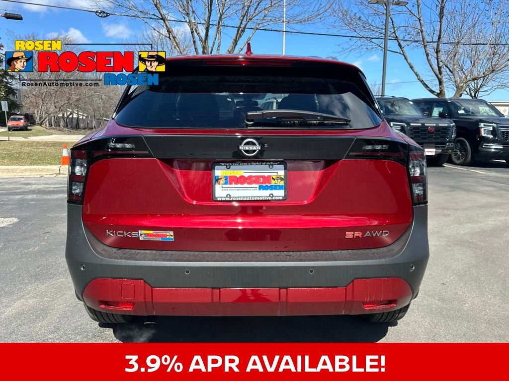 New 2025 Nissan Kicks SR image 4