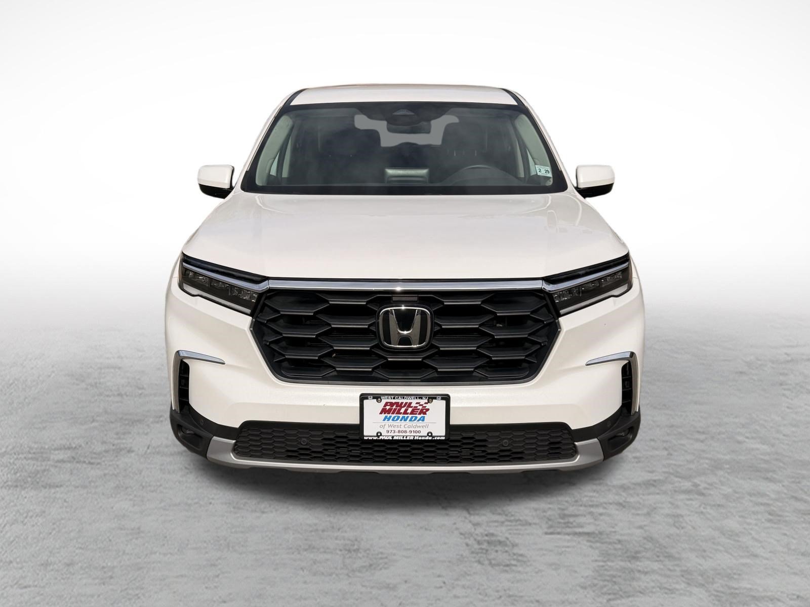 Used 2024 Honda Pilot EX-L image 2