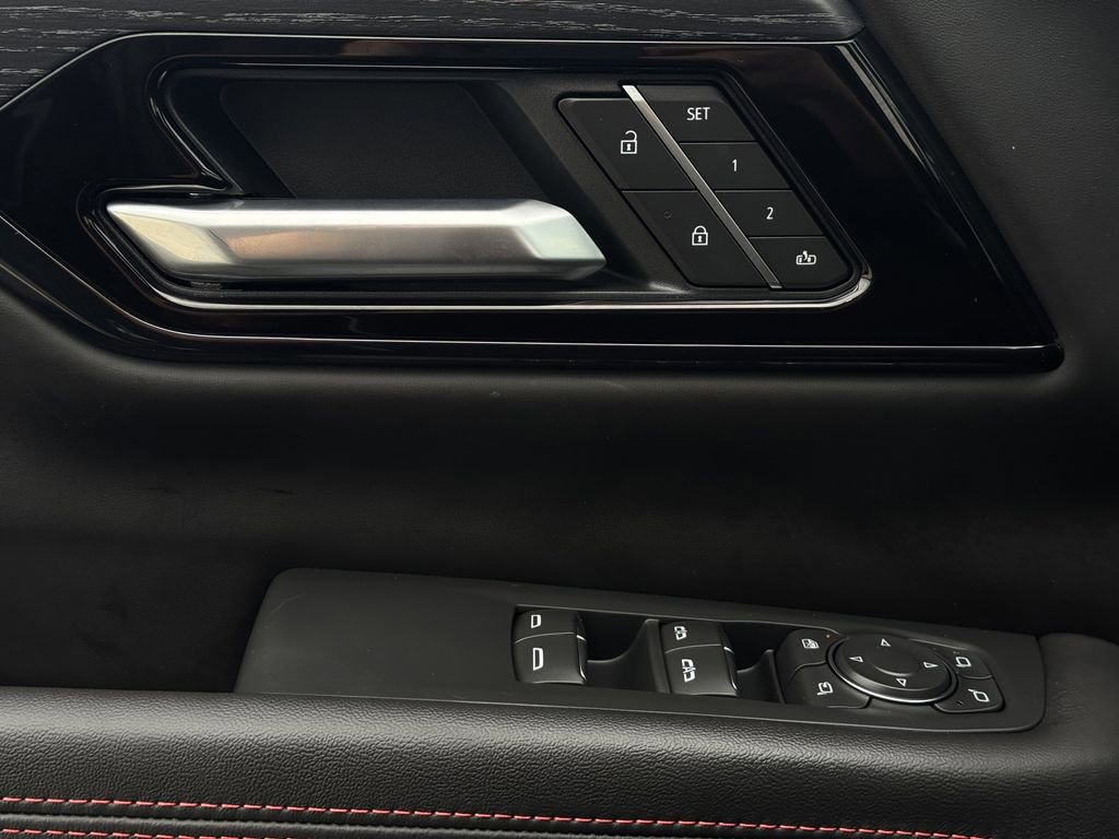 Used 2026 GMC Yukon AT4 Ultimate AWD/4WD image 23