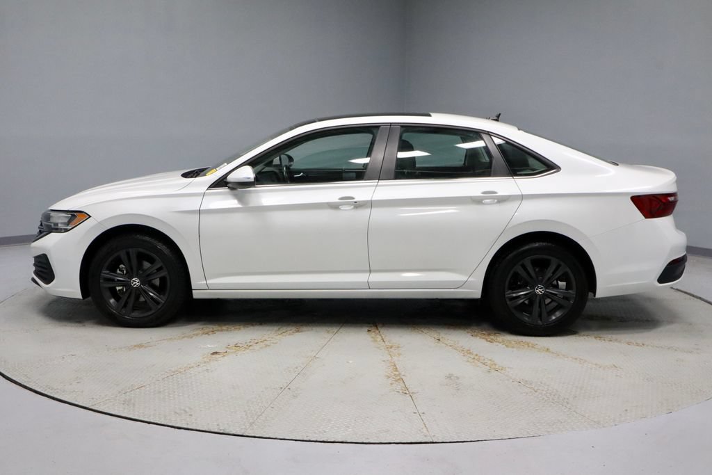 Used 2023 Volkswagen Jetta SE FWD image 8