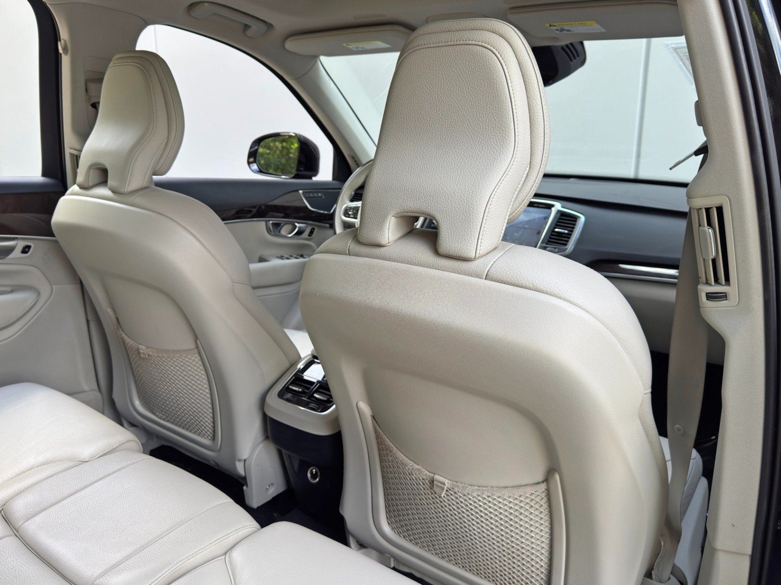 Used 2019 Volvo XC90 T6 Momentum w/ Advanced Package AWD/4WD image 33