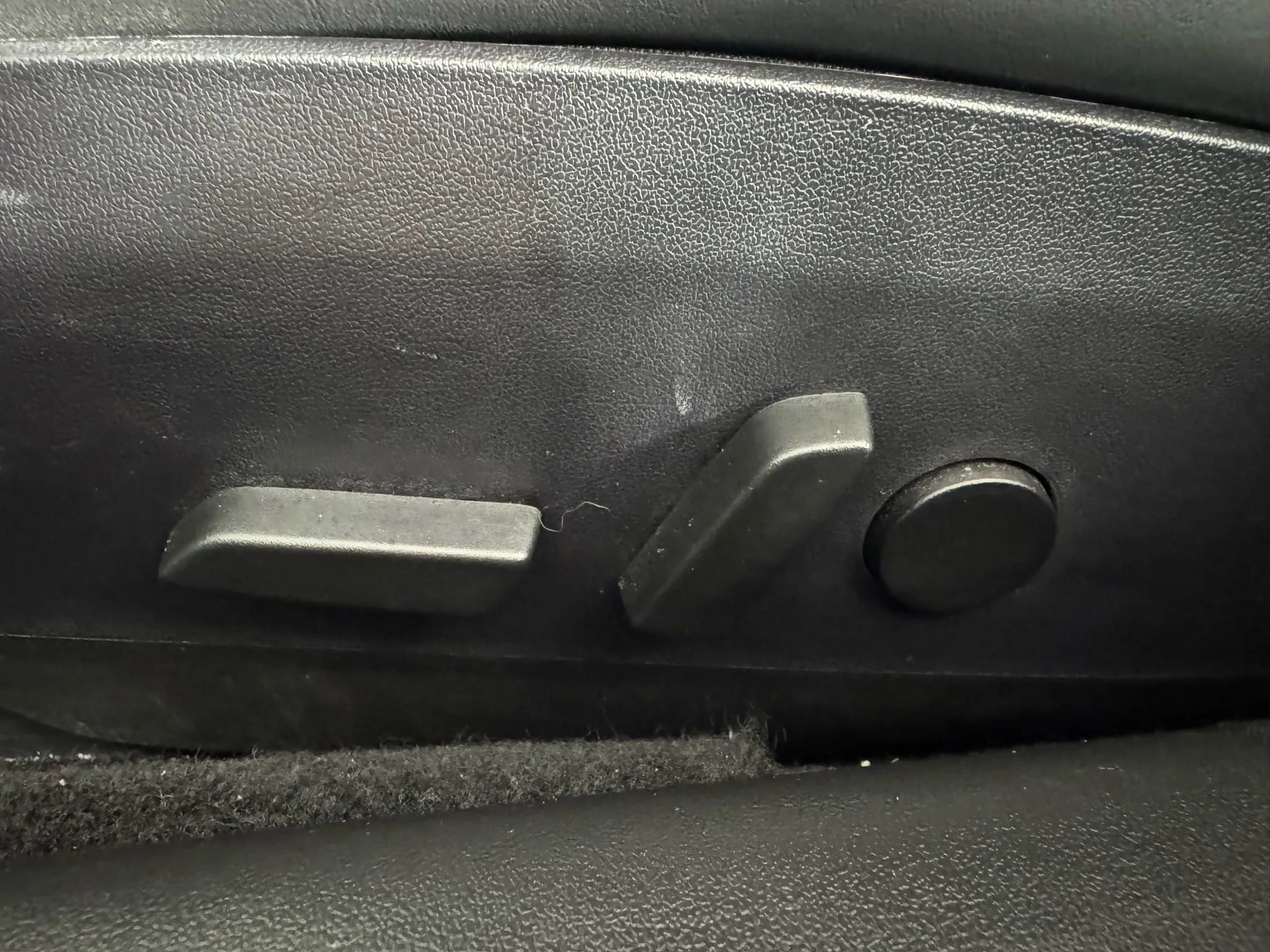 Used 2020 Tesla Model 3 Long Range image 31