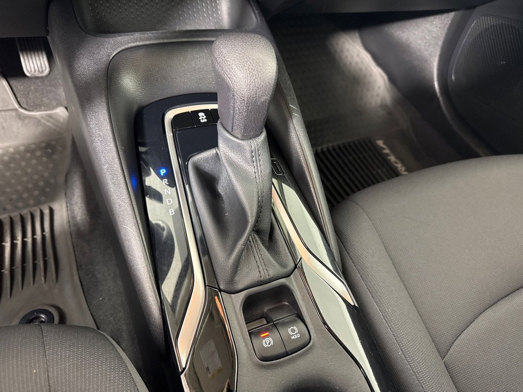 Used 2020 Toyota Corolla LE image 18