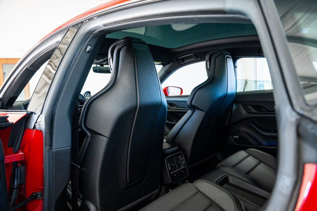 Used 2022 Porsche Taycan 4S image 53