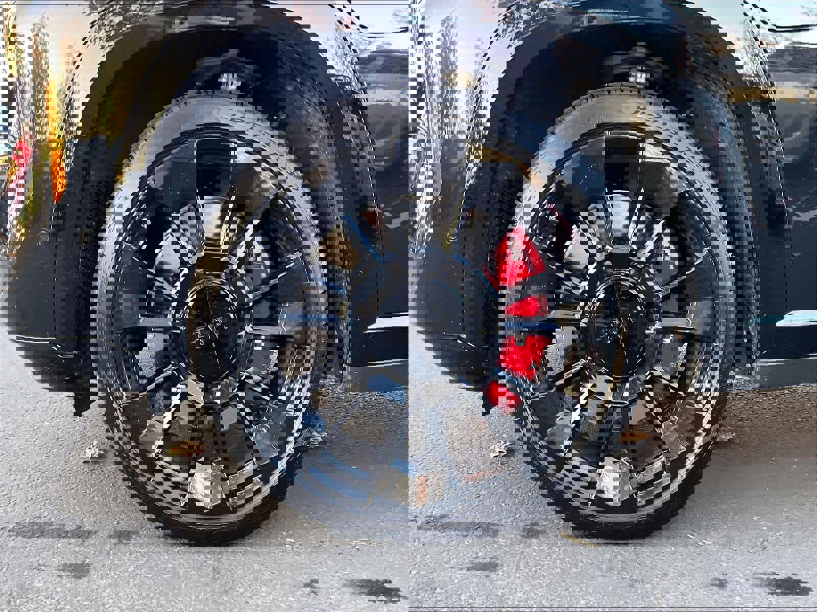 Used 2025 BMW XM image 11