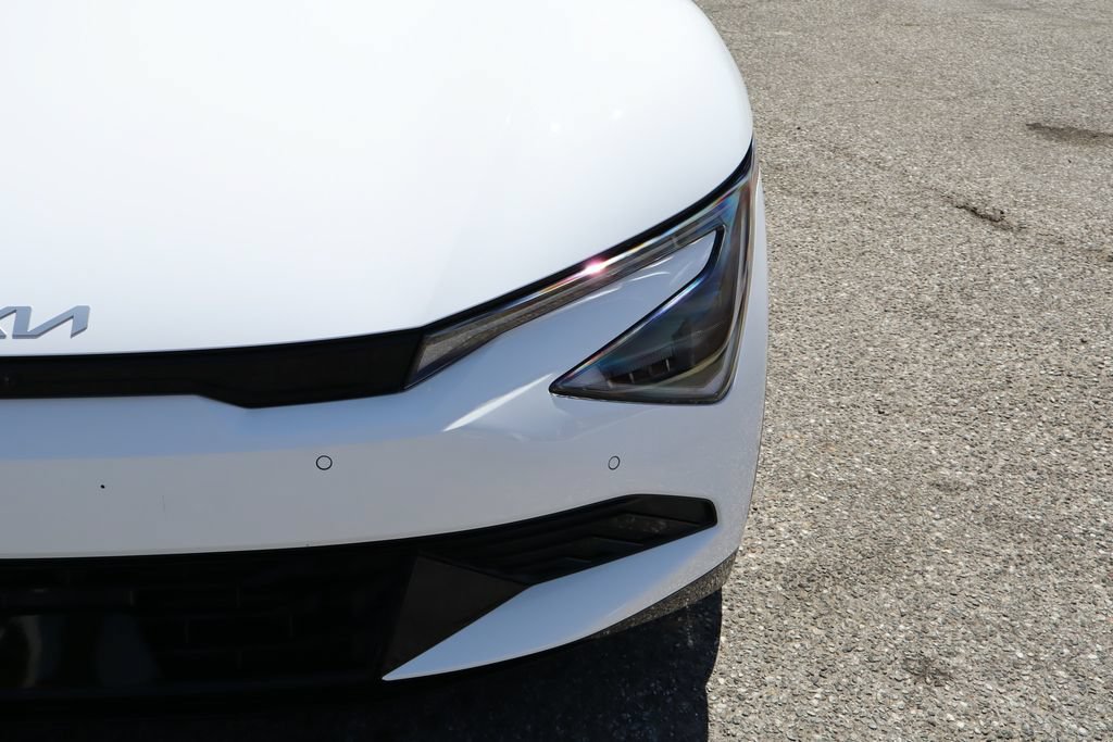 Used 2025 Kia EV6 Wind RWD image 8