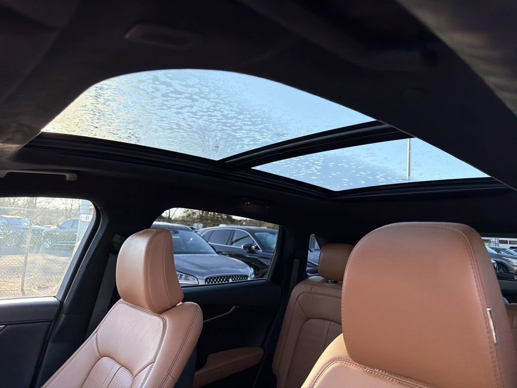 Certified 2022 Lincoln Nautilus Black Label image 28