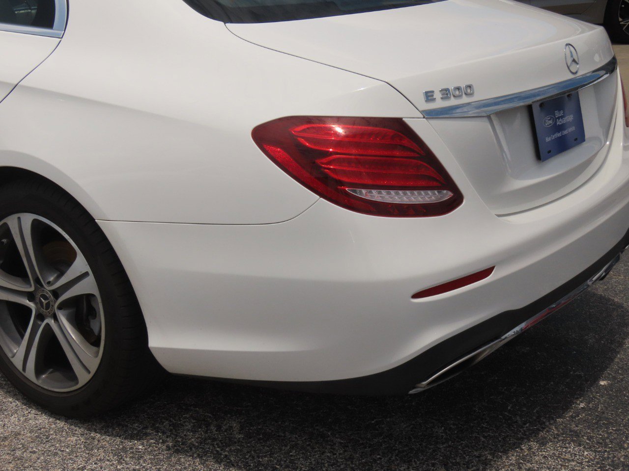 Used 2019 Mercedes-Benz E 300 image 14
