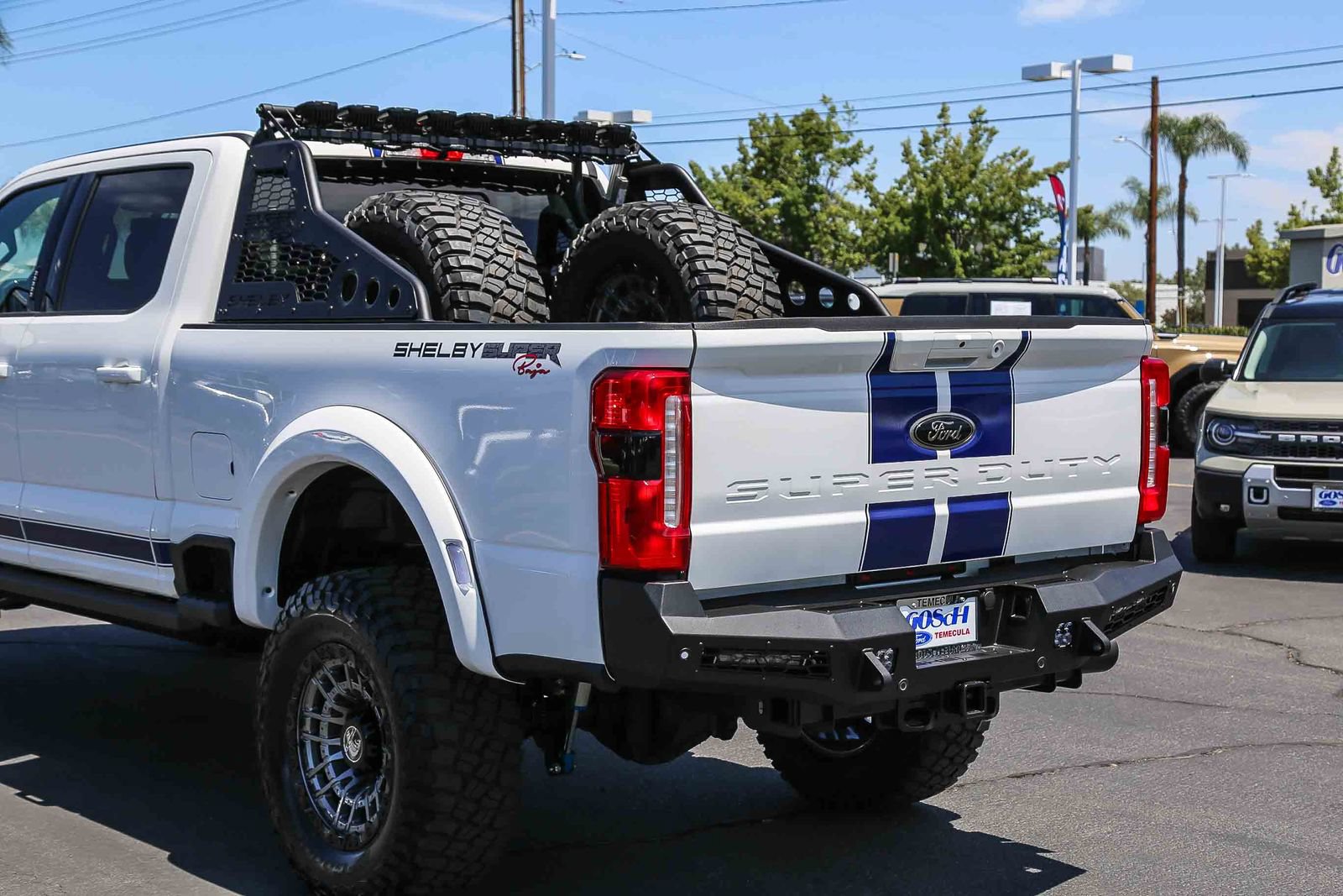 New 2026 Ford F250 Lariat w/ Black Appearance Package AWD/4WD image 8