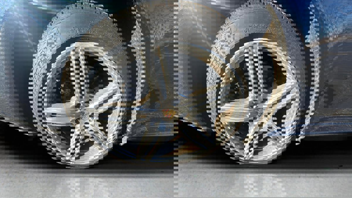 Used 2019 Porsche Panamera image 18