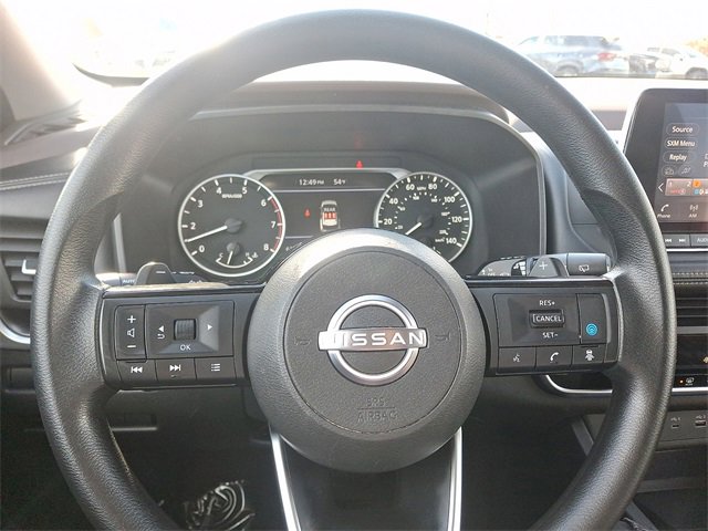 Used 2023 Nissan Rogue SV image 15