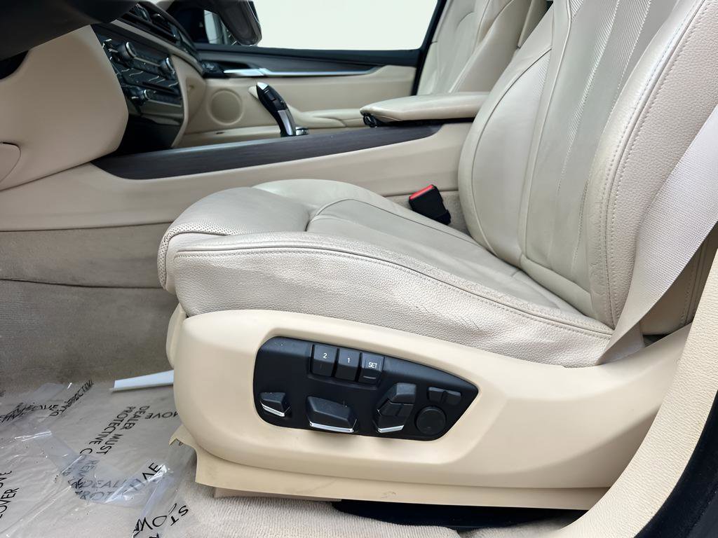 Used 2015 BMW X5 xDrive35d image 38